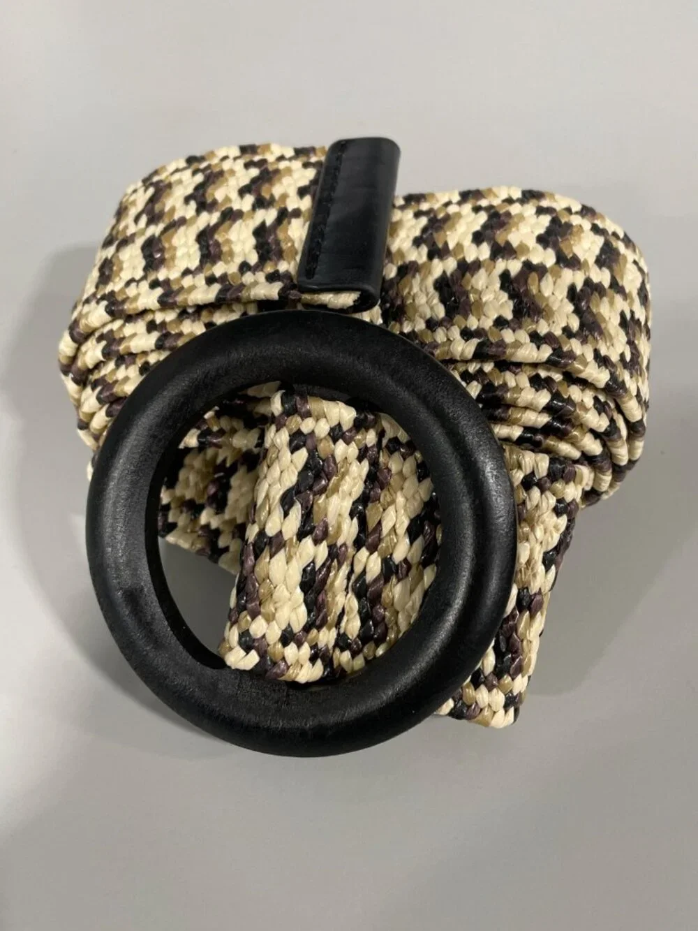 Susan Graver Raffia Belt Size 1X/3X Stretch with Round Wooden Buckle Neutral NEW